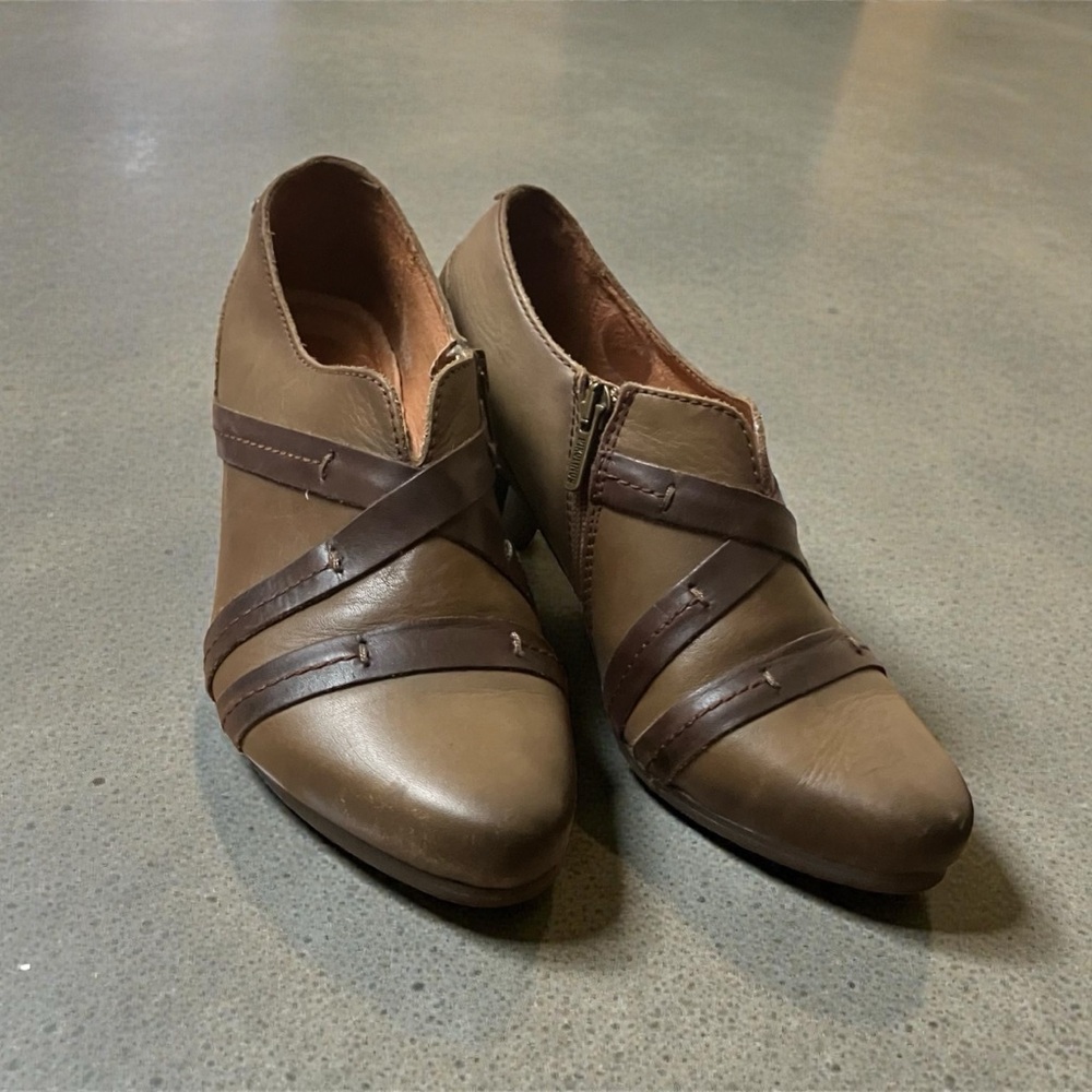 Pikolinos Style Lille Taupe Ankle Booties Heeled Size 37